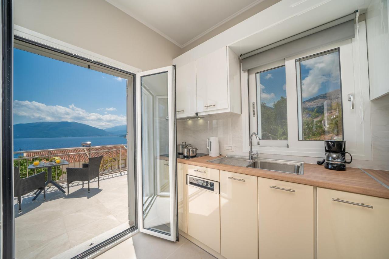 Maritina'S Apartments Amazing Sea View Agia Efimia Luaran gambar