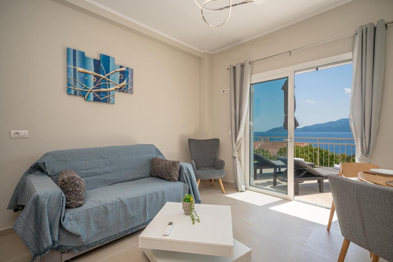 Maritina'S Apartments Amazing Sea View Agia Efimia Luaran gambar