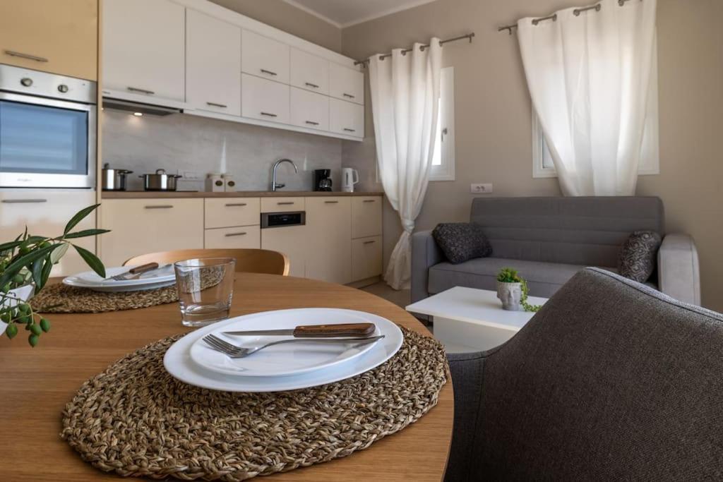 Maritina'S Apartments Amazing Sea View Agia Efimia Luaran gambar