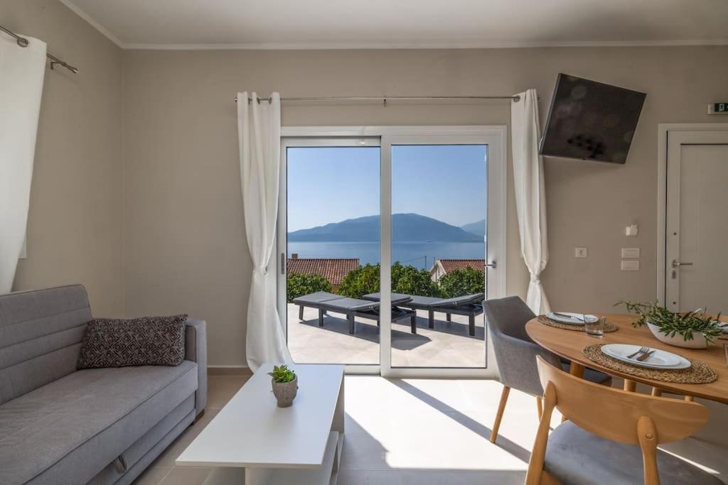 Maritina'S Apartments Amazing Sea View Agia Efimia Luaran gambar